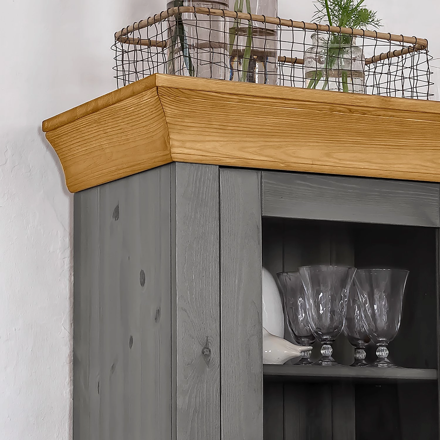 Maison Belfort Armoire vitrine Bergen - Epicéa gris / Epicéa lessivé 6 Maison Belfort Armoire vitrine Bergen - Epicéa gris / Epicéa lessivé – Image 6