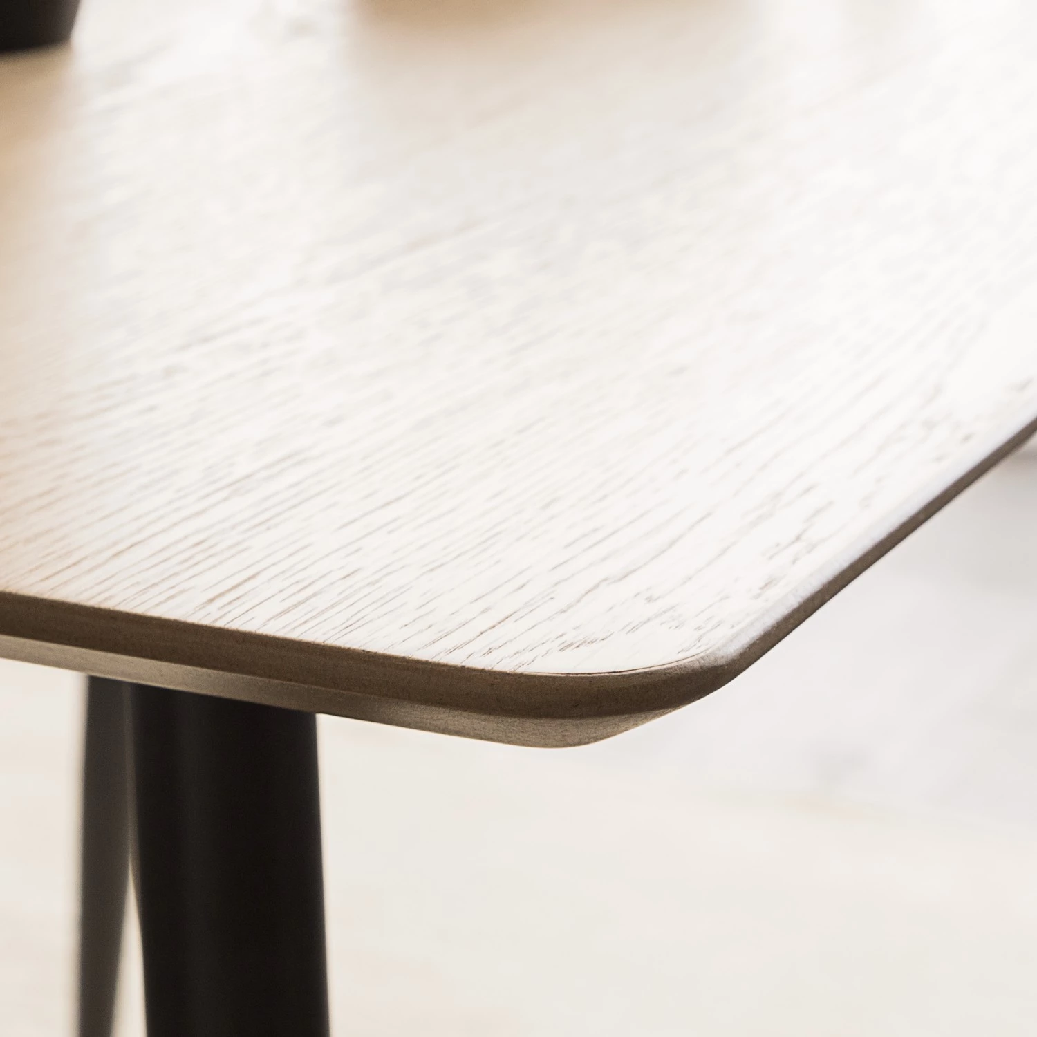 Mørteens Table Kimberley - Chêne / Noir 10 Mørteens Table Kimberley - Chêne / Noir – Image 10