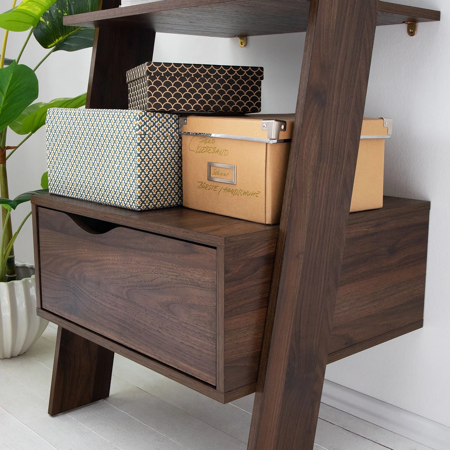 Mørteens Étagère Gjora - Partiellement en hévéa massif - Noyer 13 Mørteens Étagère Gjora - Partiellement en hévéa massif - Noyer – Image 13