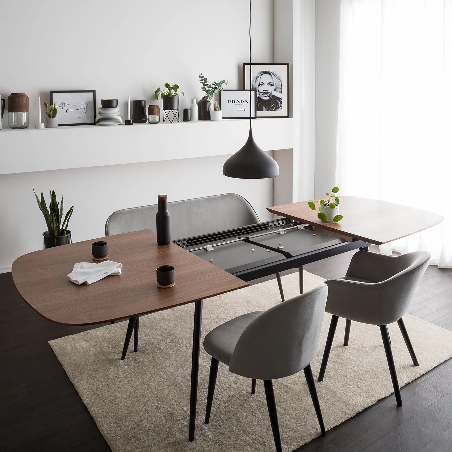 Studio Copenhagen Table extensible Rogo - Placage en noyer / Métal - Noyer / Noir 4 Studio Copenhagen Table extensible Rogo - Placage en noyer / Métal - Noyer / Noir – Image 4