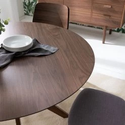 Mørteens Table Olson - Partiellement en hévéa massif - Noyer -ÉcoMaison Soldes 1000124055 190404 14122700004 GALLERYIMAGES P000000001000124055