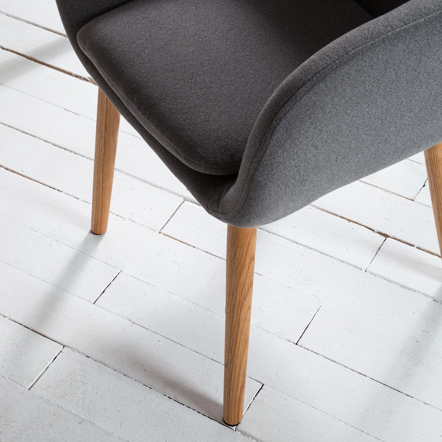 Mørteens Chaise à accoudoirs Bolands - Gris clair / Chêne 7 Mørteens Chaise à accoudoirs Bolands - Gris clair / Chêne – Image 7