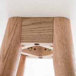 Mørteens Table haute Lindholm - Partiellement en chêne massif - Blanc mat / Chêne rouge 13 Mørteens Table haute Lindholm - Partiellement en chêne massif - Blanc mat / Chêne rouge -ÉcoMaison Soldes 1000126818 190110 15150100004 GALLERYIMAGES P000000001000126818