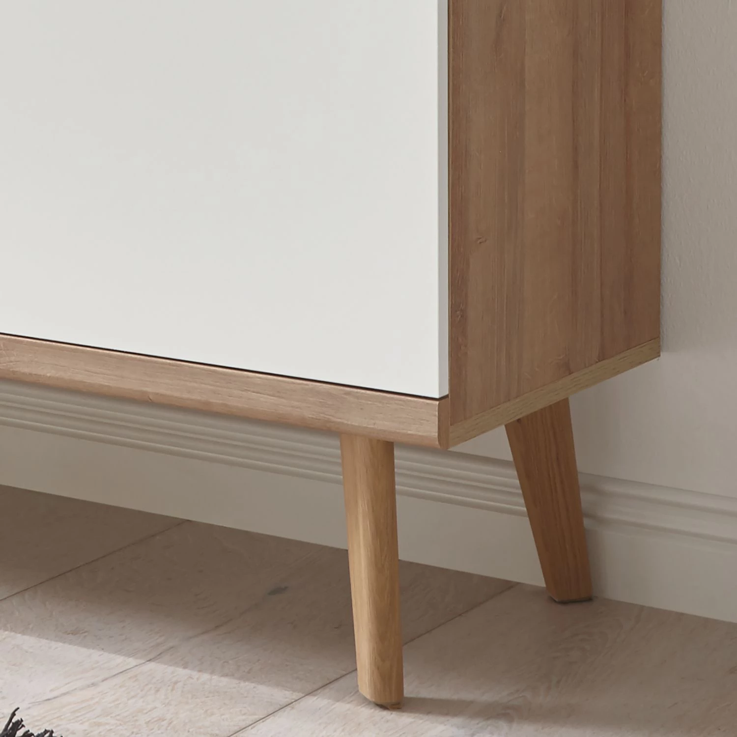 Norrwood Buffet Gyland - Blanc matt / Imitation chêne Riviera 8 Norrwood Buffet Gyland - Blanc matt / Imitation chêne Riviera – Image 8