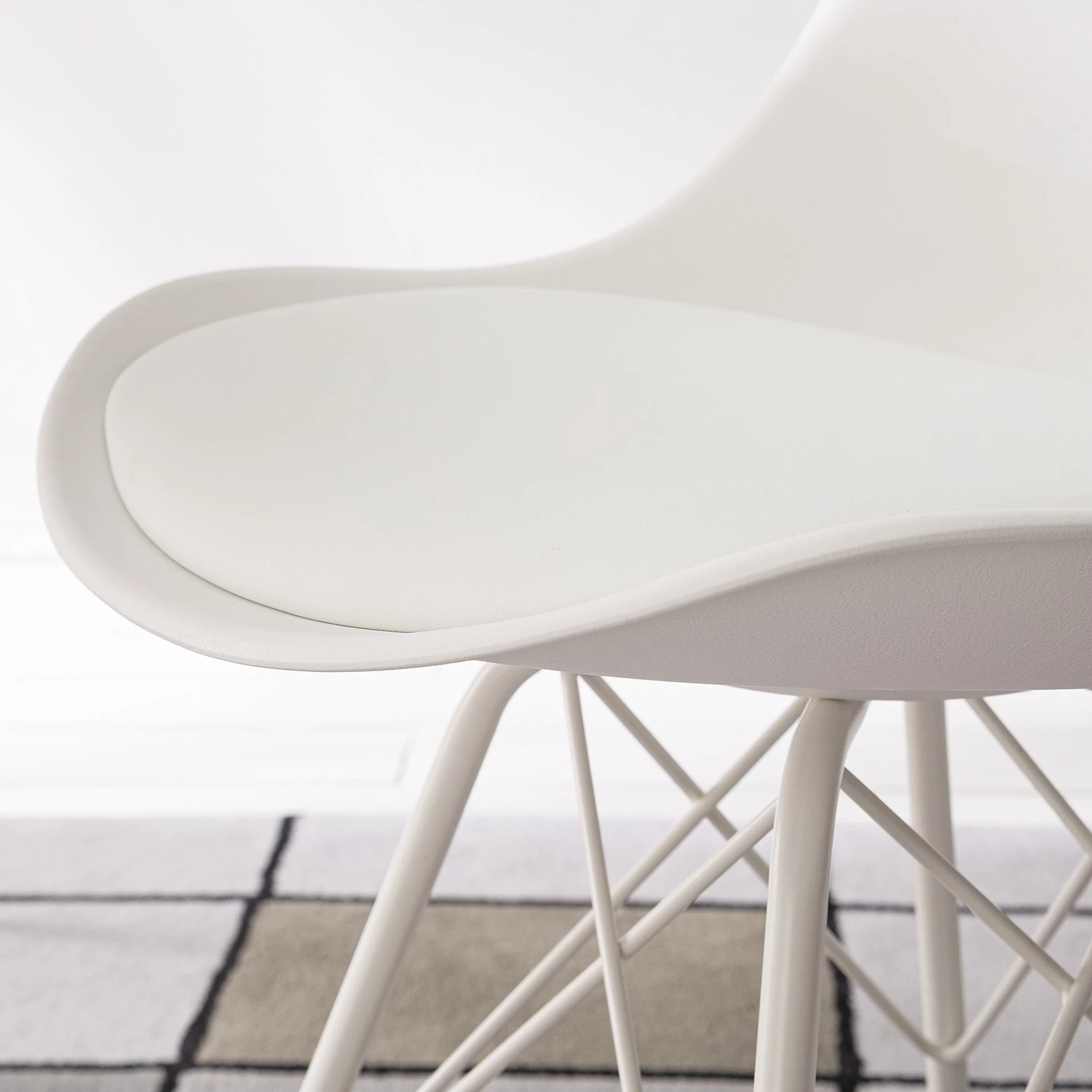 Fredriks Chaises Bonito - Blanc - Lot de 2 9 Fredriks Chaises Bonito - Blanc - Lot de 2 – Image 9