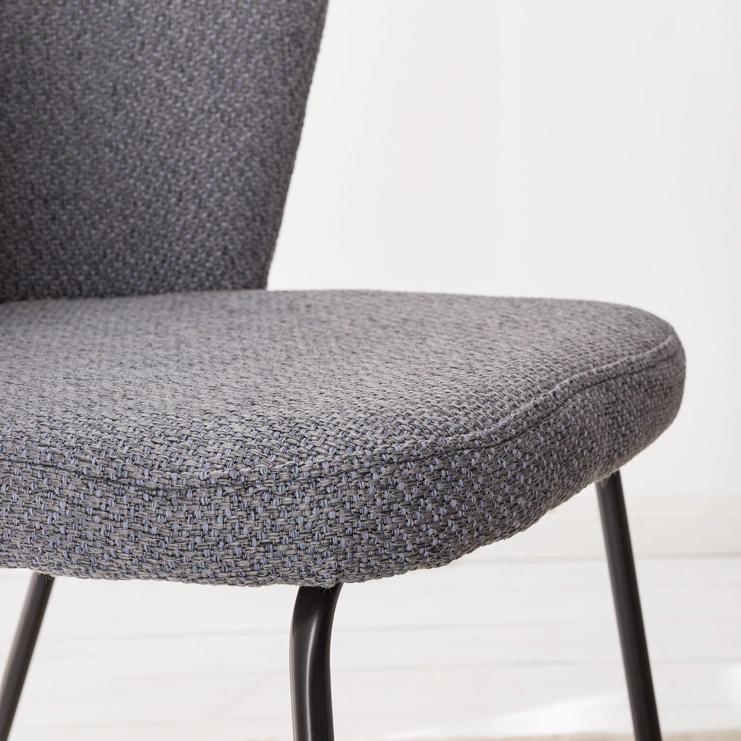 Mørteens Chaises à accoudoirs Tulia - Tissu / Acier - Gris foncé / Noir 15 Mørteens Chaises à accoudoirs Tulia - Tissu / Acier - Gris foncé / Noir – Image 15