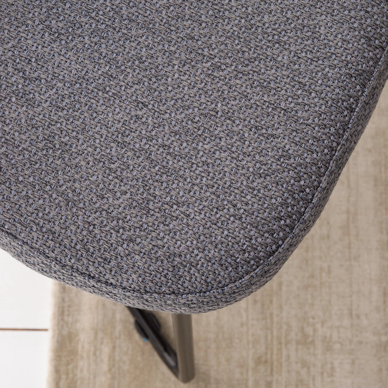 Mørteens Chaises à accoudoirs Tulia - Tissu / Acier - Gris foncé / Noir 17 Mørteens Chaises à accoudoirs Tulia - Tissu / Acier - Gris foncé / Noir – Image 17