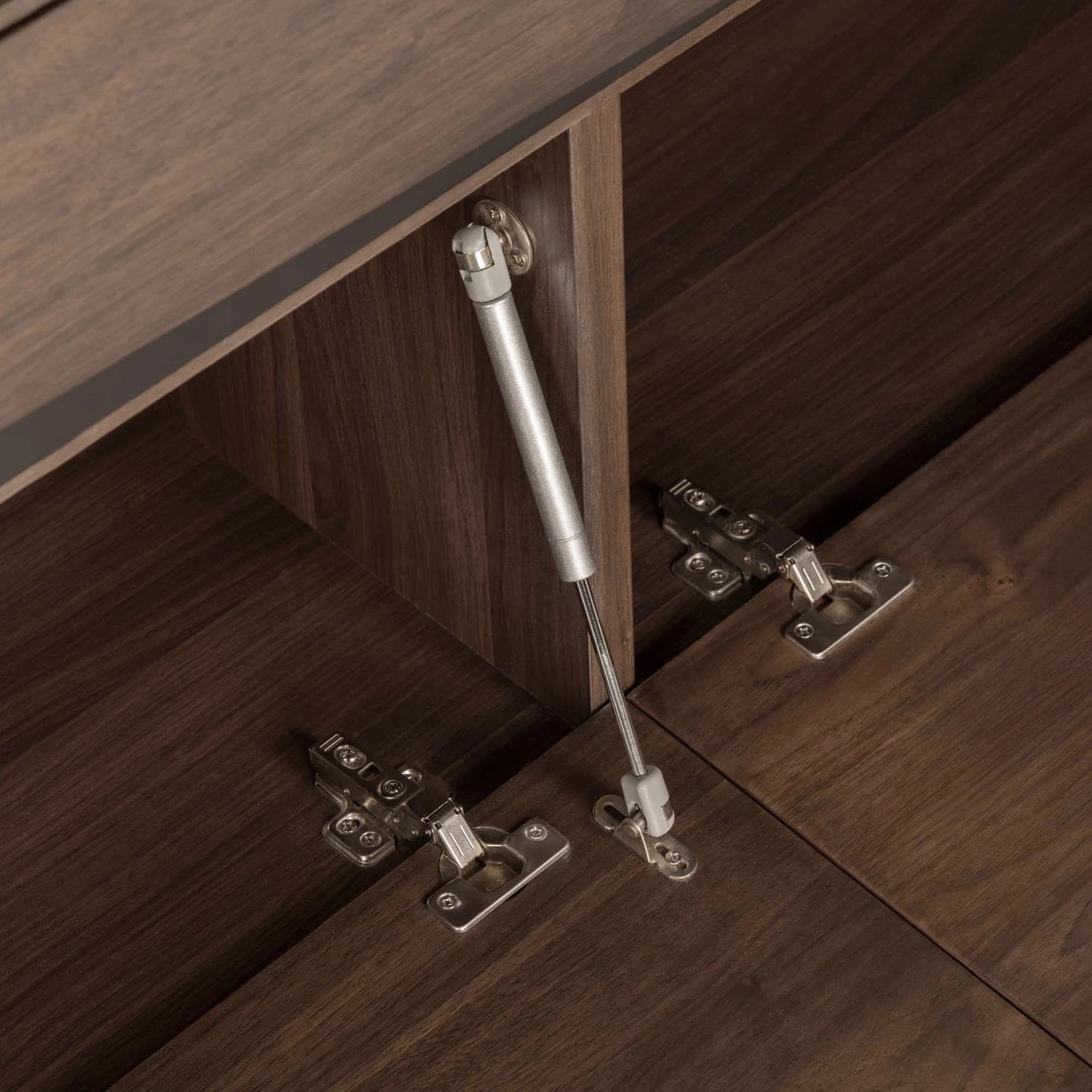 Red Living Buffet Kuuvi - Placage en bois véritable - Noyer / Noir 8 Red Living Buffet Kuuvi - Placage en bois véritable - Noyer / Noir – Image 8