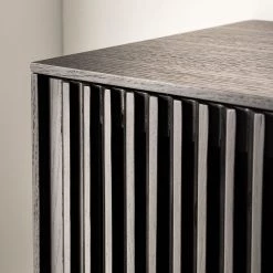 Studio Copenhagen Buffet haut Dowland - Placage en bois véritable - Chêne / Noir -ÉcoMaison Soldes 1000218356 210311 08052900018 DETAILS P000000001000218356