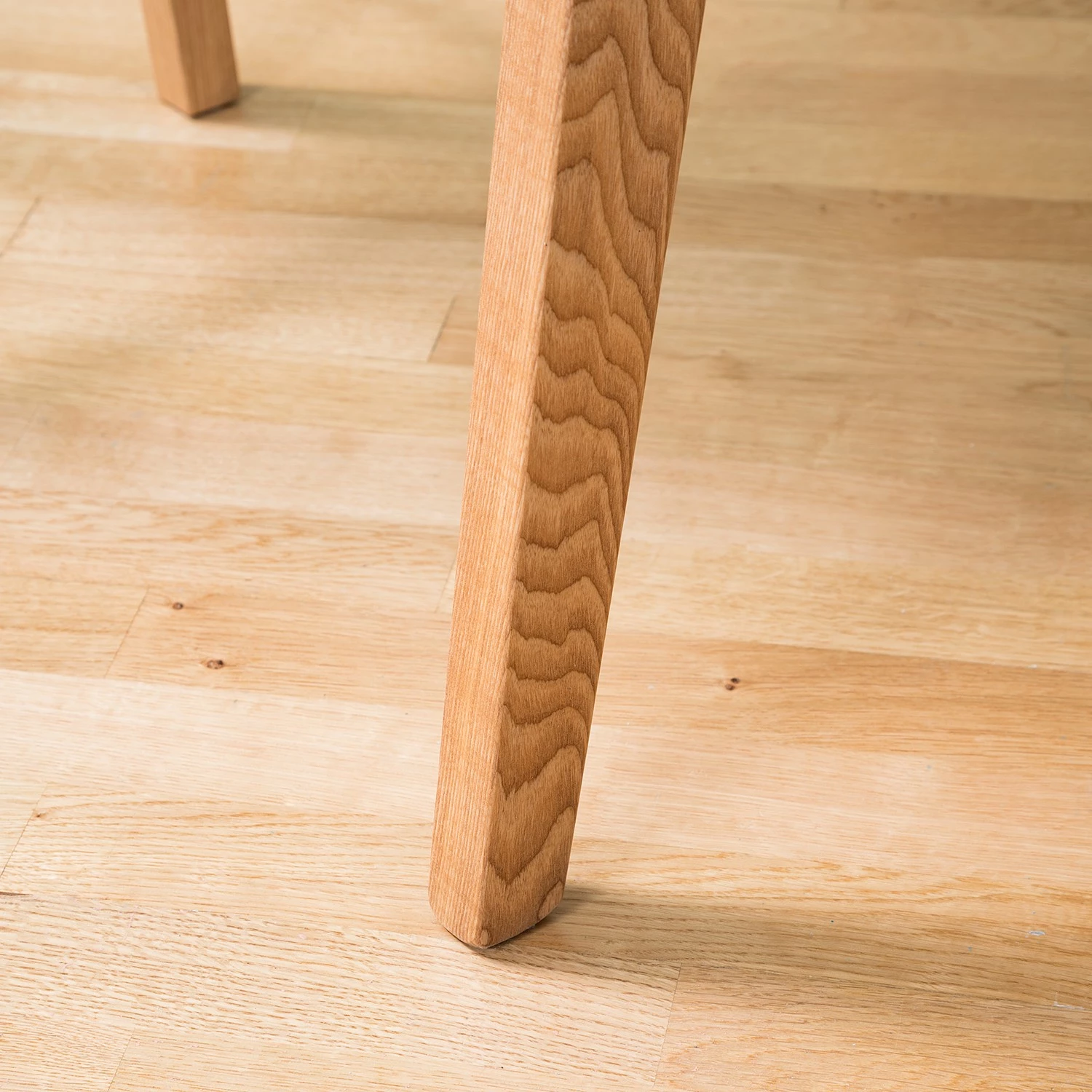 Ars Natura Chaises de bar Tunley (lot de 2) - Imitation cuir / Frêne massif - Beige 11 Ars Natura Chaises de bar Tunley (lot de 2) - Imitation cuir / Frêne massif - Beige – Image 11