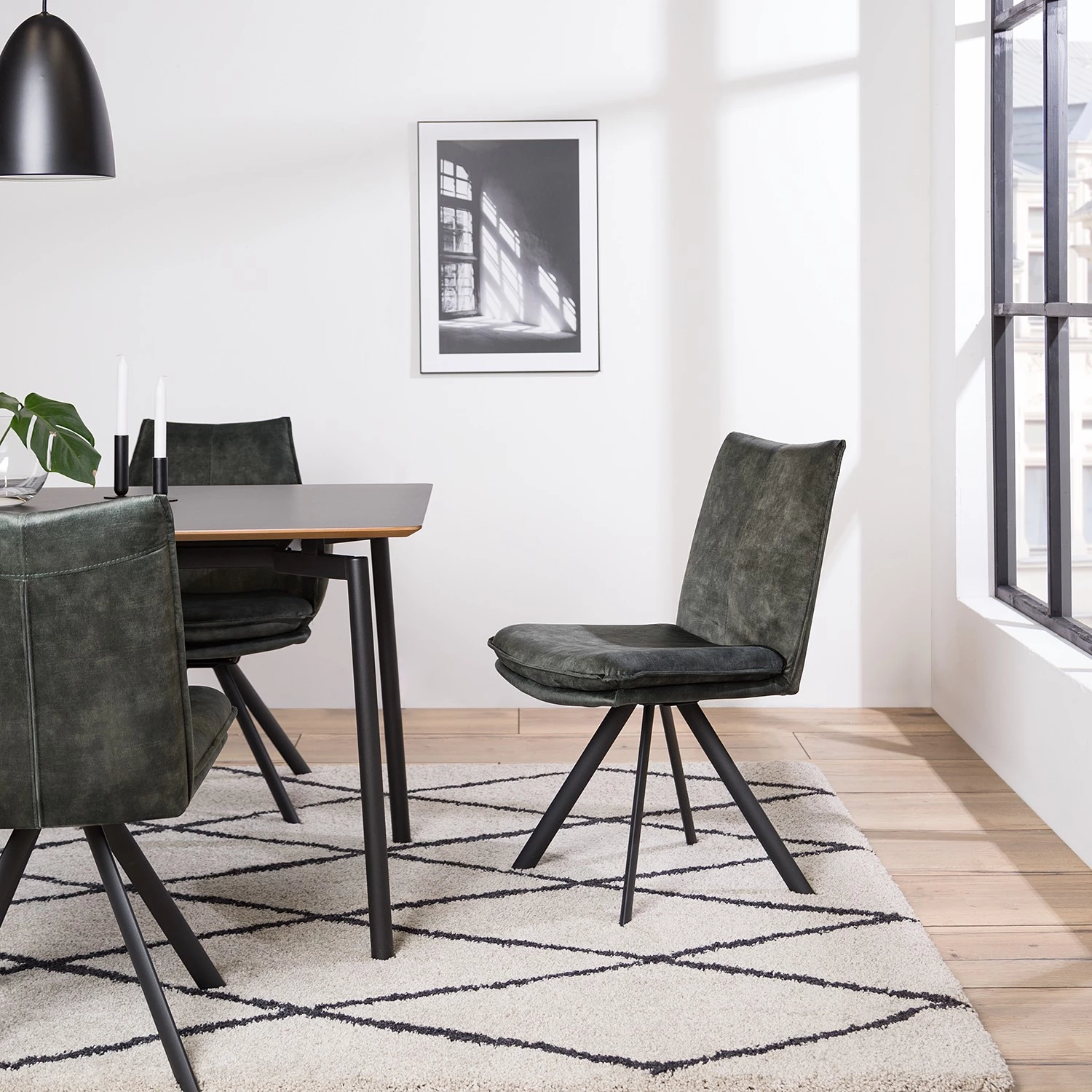 Jack & Alice Chaises Morlanne (lot de 2) - Velours / Métal - Vert foncé 2 Jack & Alice Chaises Morlanne (lot de 2) - Velours / Métal - Vert foncé – Image 2