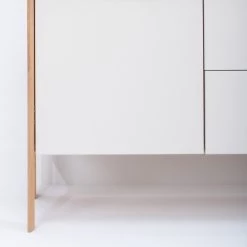 Studio Copenhagen Enfilade Maayka I - Partiellement en chêne massif - Blanc / Chêne clair -ÉcoMaison Soldes 1000277378 211012 153647000066 DETAILS P000000001000277378