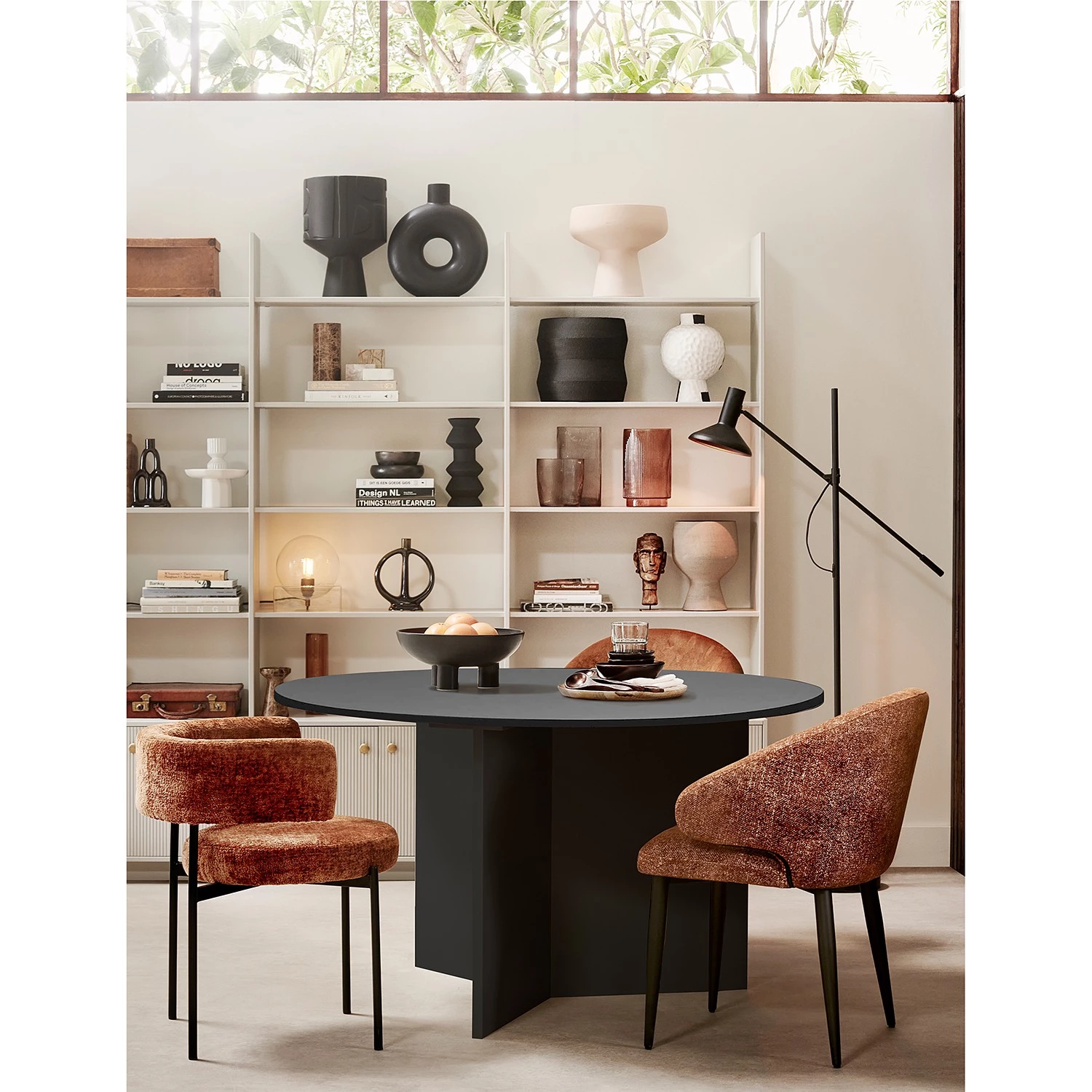 Loftscape Table Romang - Pin massif - Noir 2 Loftscape Table Romang - Pin massif - Noir – Image 2